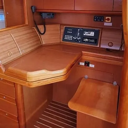 Πλωτό κατάλυμα Bavaria Vision 44 Figueira da Foz